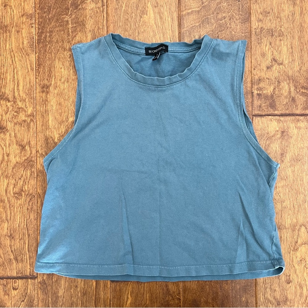 Beyond Yoga Blue Sleeveless Crop Top